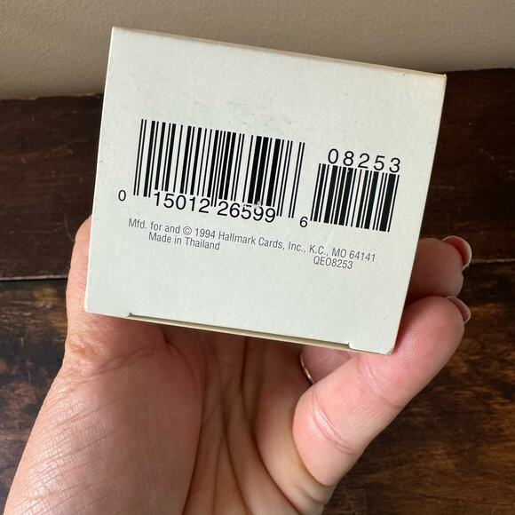 Hallmark 1995 April Showers Spring Easter Keepsake Ornament NEW - Picture 4 of 5